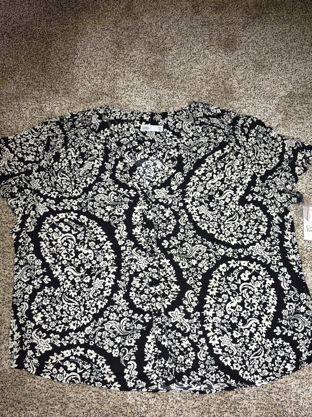 Short-Sleeve Button-up.  V-Neck Blouse. Black & White Paisley Design.